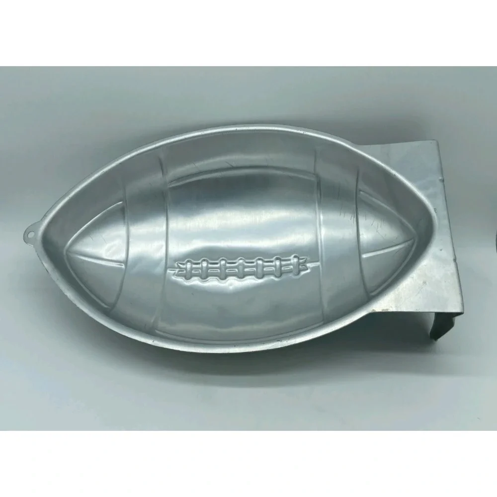 Wilton Cake Pans Lot Of 5 Seasonal Nascar Bunny Football Witch Butterfly Vintage